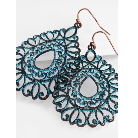 It's Sense Jewelry - {It's Sense}PatinaFiligreeMetal HookEarrings
